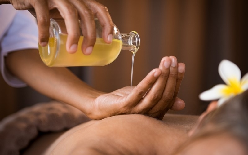 Học nghề massage nam phù hợp với nhiều người