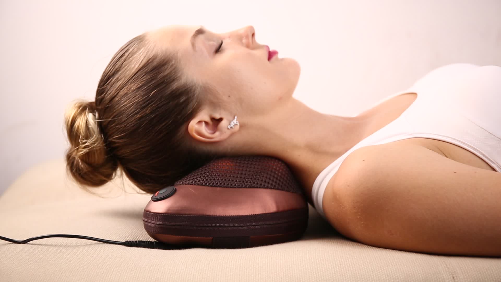 May massage body giúp bạn thư giãn và ngủ ngon giấc hơn