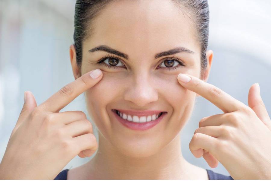 Massage mắt thường xuyên, đúng cách sẽ giúp giảm đáng kể bọng mắt